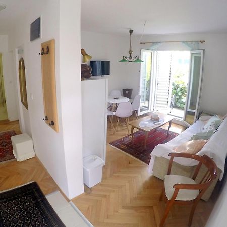 Guest House Villa Kosa Bijela Kültér fotó